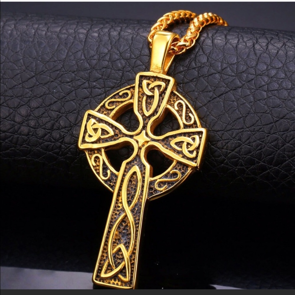 New 18K gold cross necklace